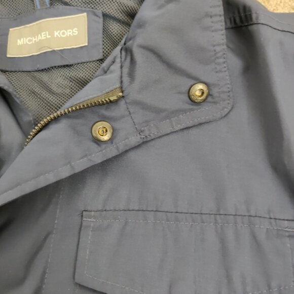Michael Kors Men's Lightweight Jacket in Blue Size Medium Rain Jacket - Picture 7 of 13